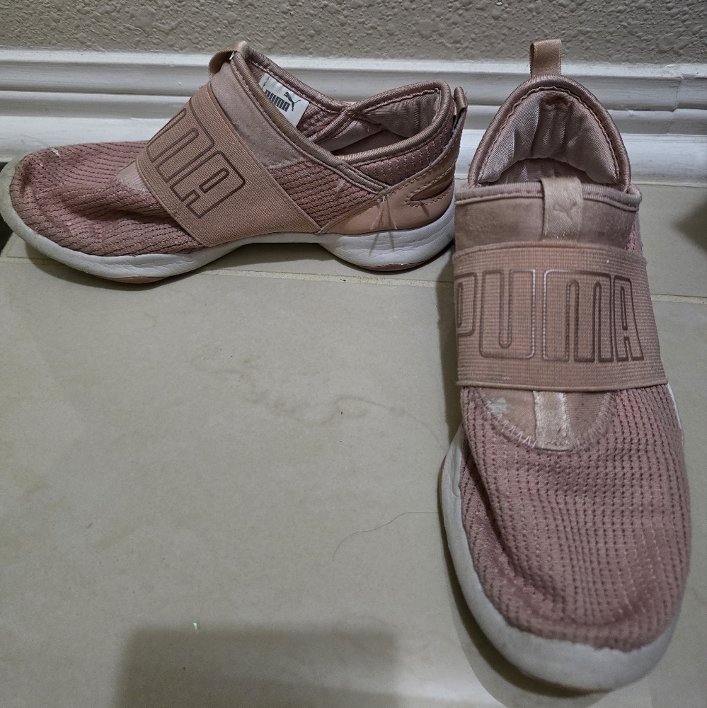 Girls puma sneakers size 2C